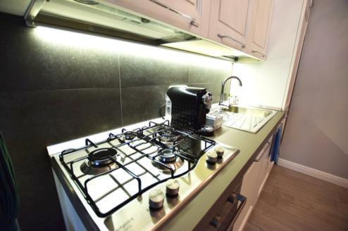 ...Ecche Se Dorme Bed & Breakfast Castelvecchio Subequo Exterior photo